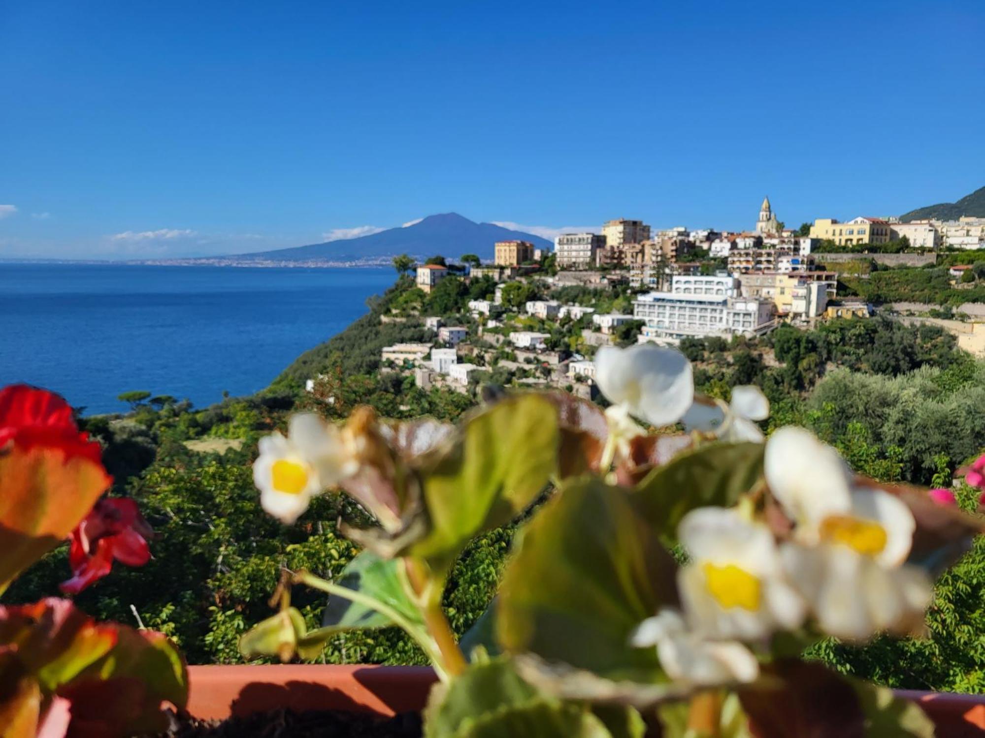 Quietness Bed & Breakfast Vico Equense Bagian luar foto