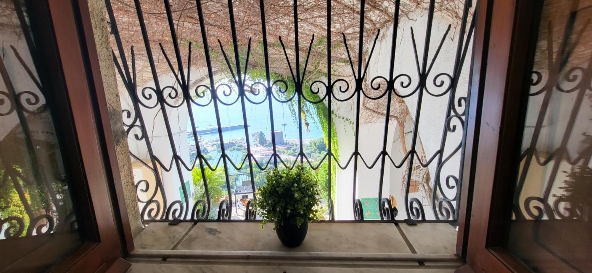 Quietness Bed & Breakfast Vico Equense Bagian luar foto