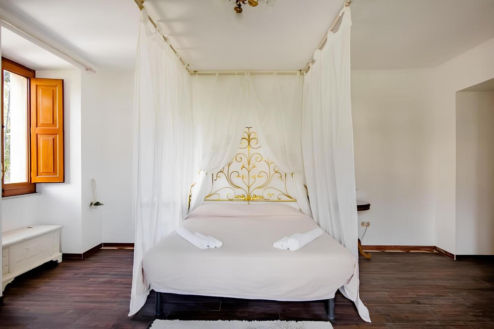 Quietness Bed & Breakfast Vico Equense Bagian luar foto