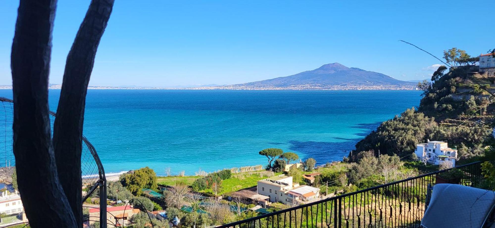 Quietness Bed & Breakfast Vico Equense Bagian luar foto